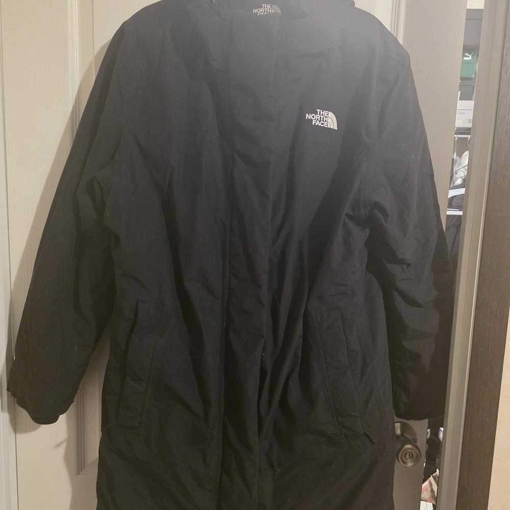 The North Face Women's Black Insulated Parka Jacket